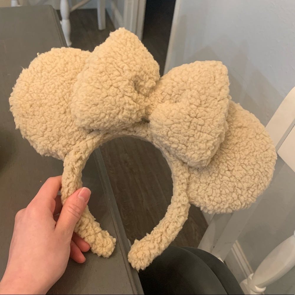 Sherpa Minnie Ears